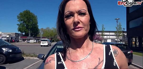 Deutsche Milf Anhalterin abgeschleppt im auto gefickt und outdoor gefickt beim EroCom Date